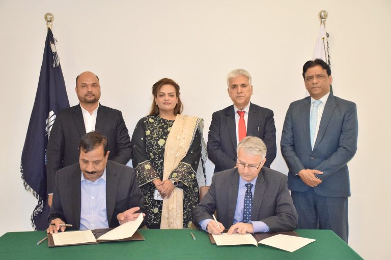 Signing of MoU between NAB and IDC on 24-03-25-1