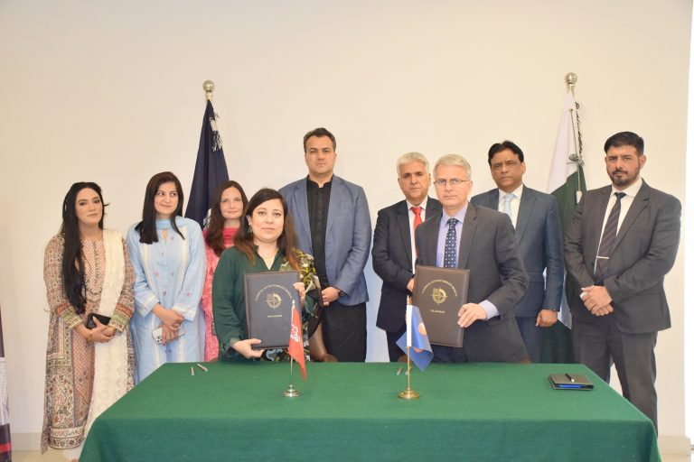 Signing of MoU between NAB and Roots on 24-03-25